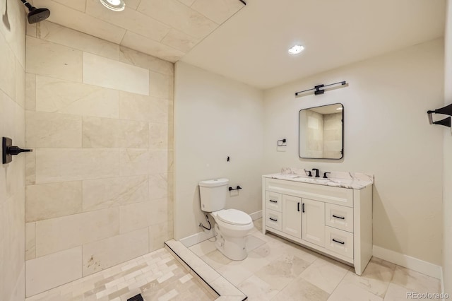 full bath with toilet, baseboards, recessed lighting, and tiled shower