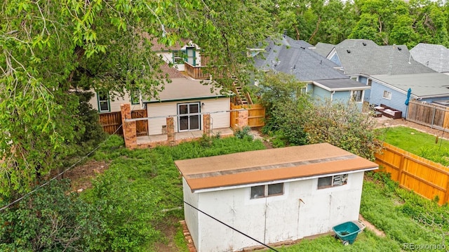 720 N Walnut St, Colorado Springs, CO 80905 - view of outdoor structure with a fenced backyard