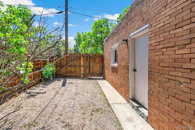 2738 W 38th Ave, Denver, CO 80211 - view of yard with a gate and fence