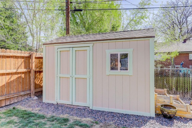 6280 Quay St, Arvada, CO 80003 - view of shed with a fenced backyard