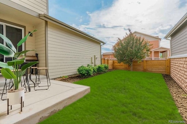 540 E Fremont Pl, Centennial, CO 80122 - view of yard with a patio area