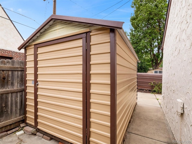 view of outbuilding