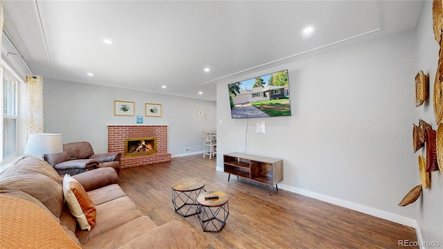 3067 S Holly Pl, Denver, CO 80222 - living area with wood finished floors, recessed lighting, baseboards, and a fireplace