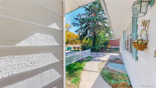 3067 S Holly Pl, Denver, CO 80222 - view of side of home