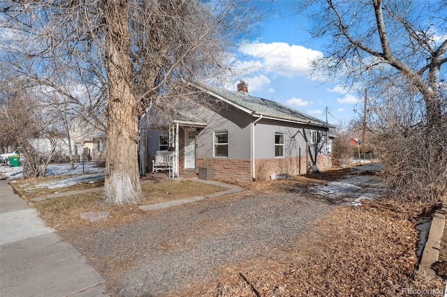 view of front of property