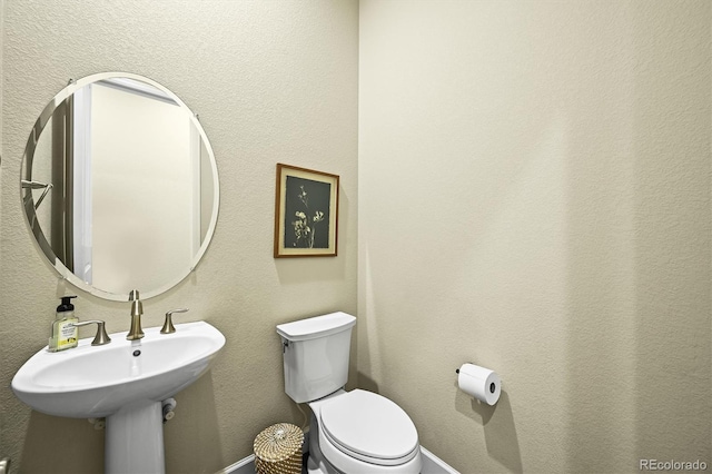 15033 Delhi Ave, Parker, CO 80134 - half bathroom with toilet