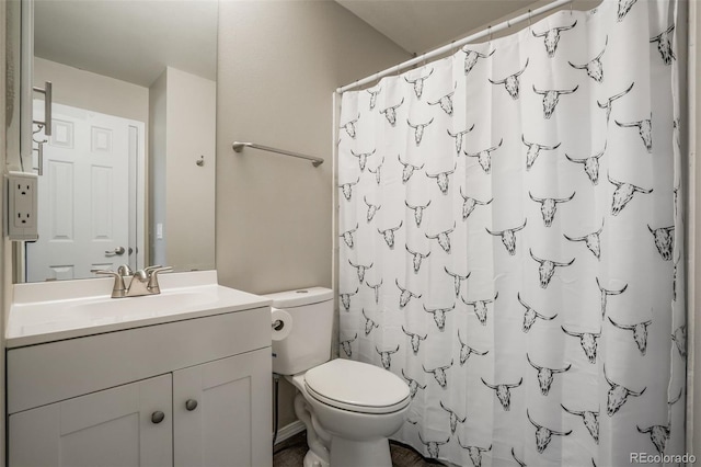 3618 Queen Anne Way, Colorado Springs, CO 80917 - bathroom with toilet, curtained shower, and vanity