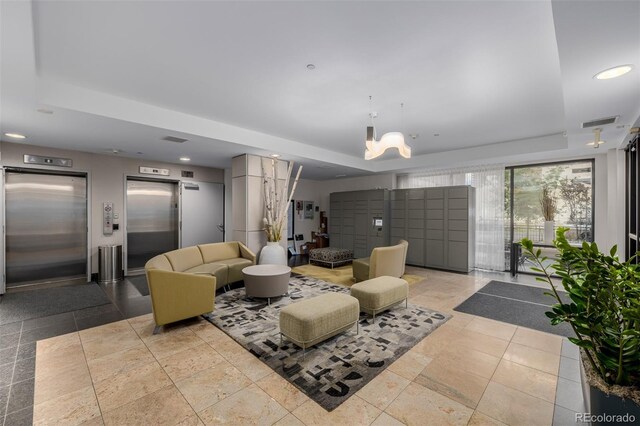1975 N Grant St Unit 509, Denver, CO 80203 - common area featuring recessed lighting