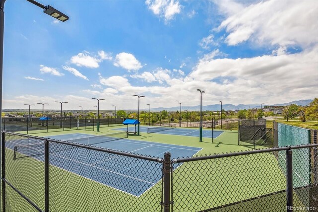 945 Saint Andrews Ln, Louisville, CO 80027