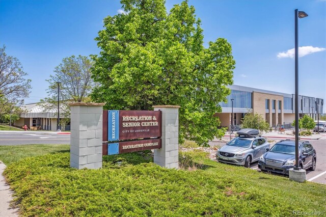 945 Saint Andrews Ln, Louisville, CO 80027