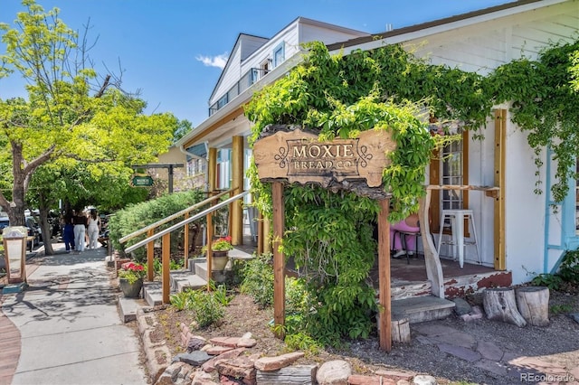 945 Saint Andrews Ln, Louisville, CO 80027