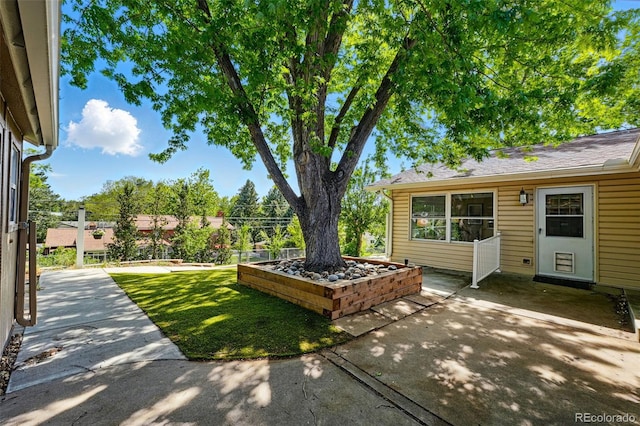 3570 E Arapahoe Pl, Centennial, CO 80122 - view of patio / terrace