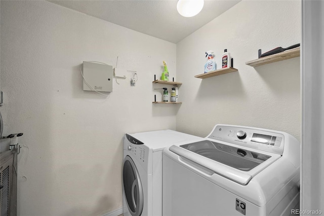 9590 E Florida Ave Unit 1025, Denver, CO 80247 - clothes washing area featuring washer and dryer