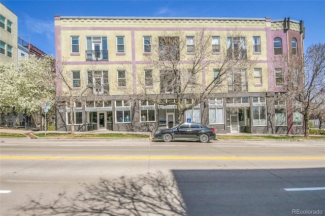 2501 15th St Unit 3F, Denver, CO 80211 - view of building exterior