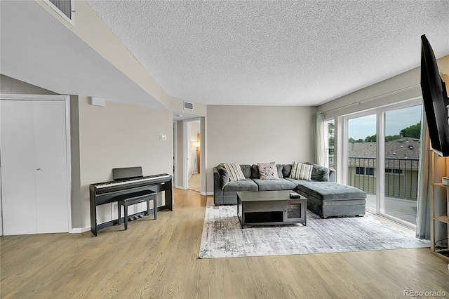 1226 S Monaco Pkwy Unit 308, Denver, CO 80224 - photo 7