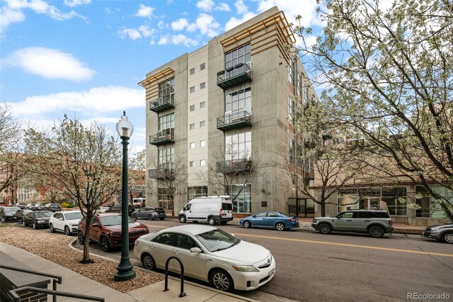 1050 Cherokee St Unit 403, Denver, CO 80204 - view of apartment building / complex