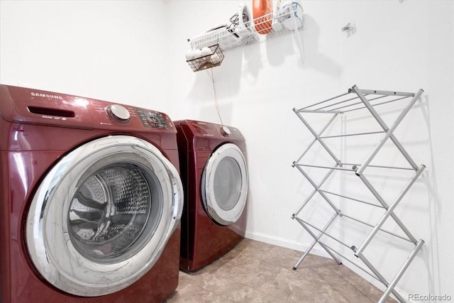 239 S Old Hammer St, Aurora, CO 80018 - washroom with independent washer and dryer and baseboards