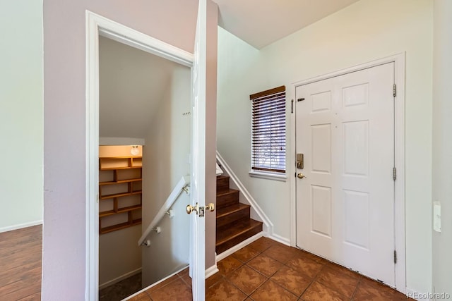 view of tiled entryway