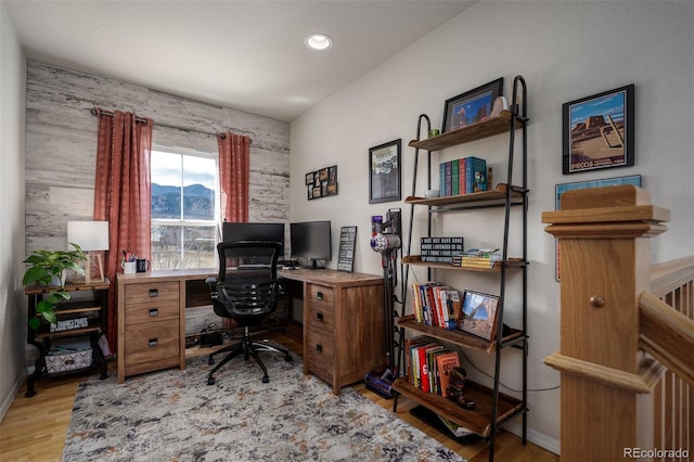 office with baseboards, light wood-style flooring, and recessed lighting