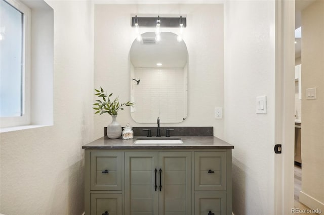 2121 W 33rd Ave, Denver, CO 80211 - bathroom with vanity