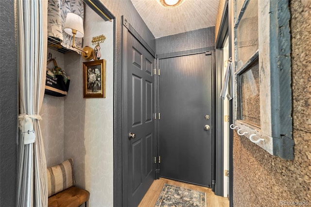 19101 E Crestridge Cir, Aurora, CO 80015 - photo 24