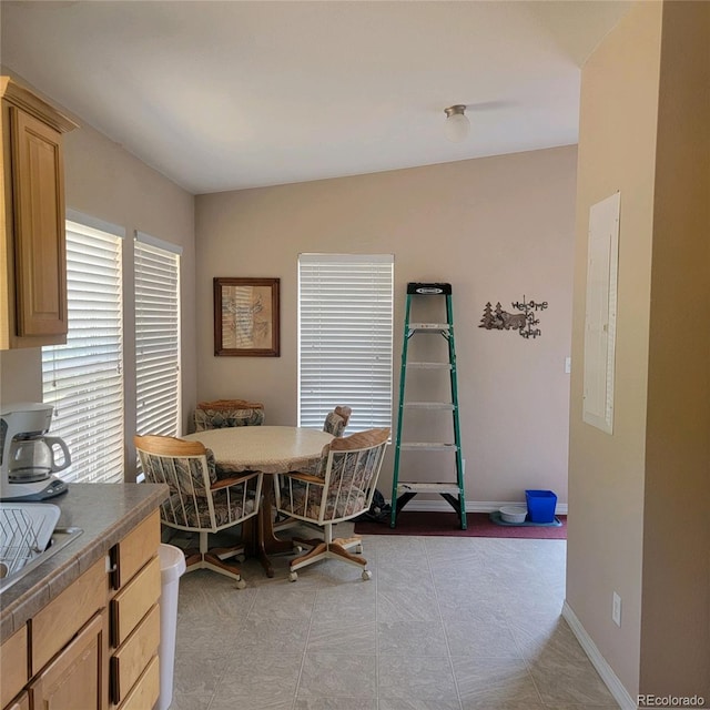 dining room with light tile patterned floors