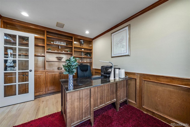 office featuring light wood-type flooring, wainscoting, crown molding, and recessed lighting