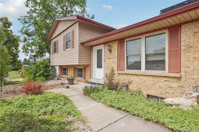2173 S Ouray St, Aurora, CO 80013 - view of front of house with brick siding
