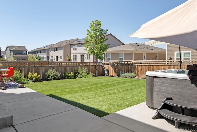 6099 N Netherland Ct, Aurora, CO 80019 - view of yard featuring a patio, a residential view, and a hot tub