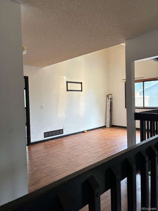 5568 S Ouray St, Centennial, CO 80015 - photo 3