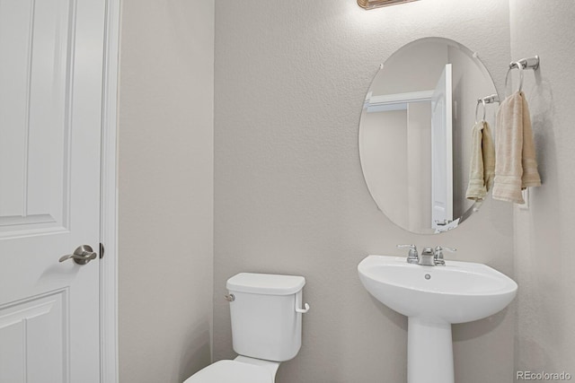5166 Trails Edge Ln, Castle Rock, CO 80104 - half bathroom with toilet