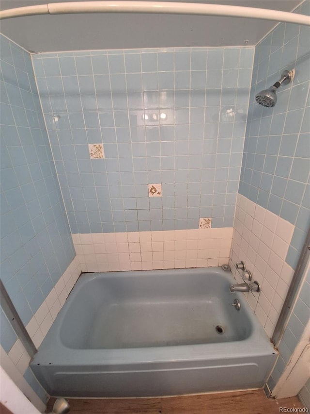 444 S Jersey St, Denver, CO 80224 - full bath featuring shower / bath combination