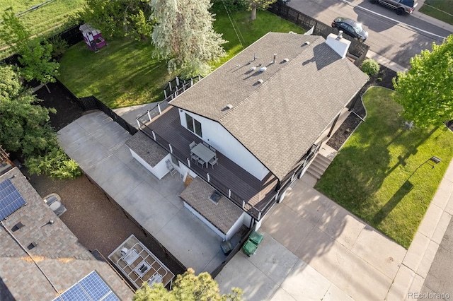aerial view of property and surrounding area