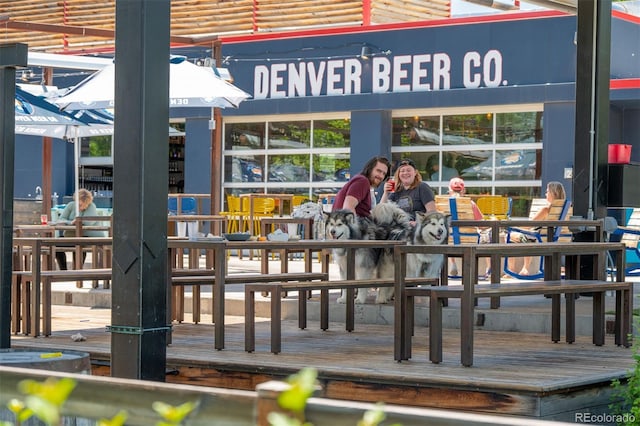 2571 S Cherokee St, Denver, CO 80223 - surrounding community