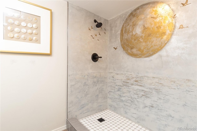 5298 Pony Creek Cir, Colorado Springs, CO 80919 - bathroom featuring tiled shower