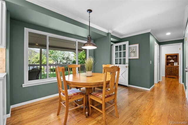 3726 E Nichols Ave, Centennial, CO 80122 - dining room featuring baseboards, ornamental molding, light wood-type flooring, and recessed lighting