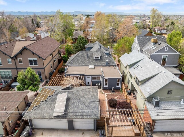bird's eye view featuring a residential view and a mountain view
