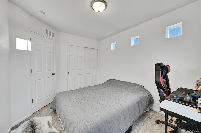 4072 N Rome St, Aurora, CO 80019 - bedroom featuring carpet flooring and a closet