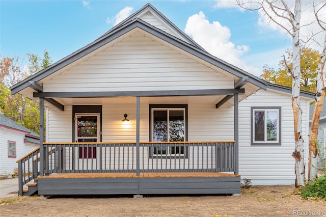 view of front of home featuring a porch