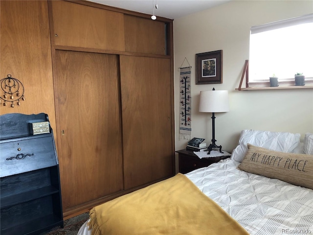 bedroom featuring a closet