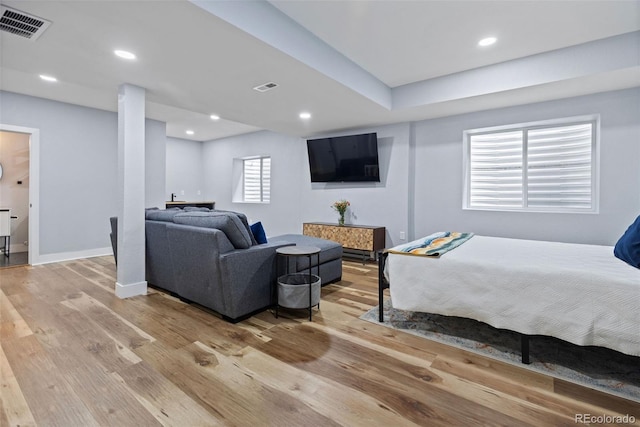 10388 Rutledge St, Parker, CO 80134 - bedroom featuring light wood-style floors and recessed lighting