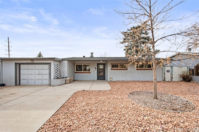 view of front of property with an attached garage and driveway