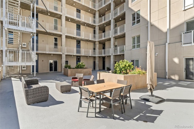 290 W 12th Ave Unit 303, Denver, CO 80204 - surrounding community with a patio area
