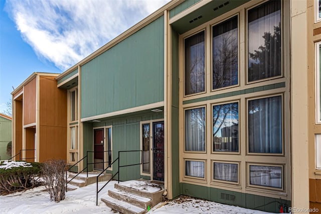 exterior space with crawl space