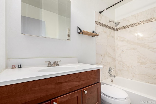 full bath featuring toilet, vanity, and bathtub / shower combination