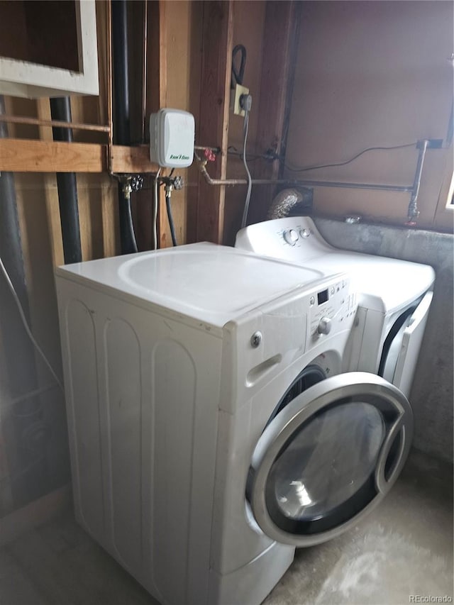 880 Orion Dr, Lafayette, CO 80026 - washroom with washing machine and dryer
