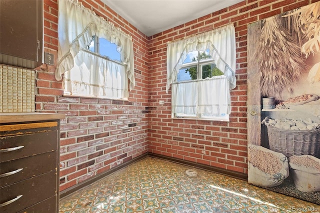 1665 S Madison St, Denver, CO 80210 - view of unfurnished sunroom