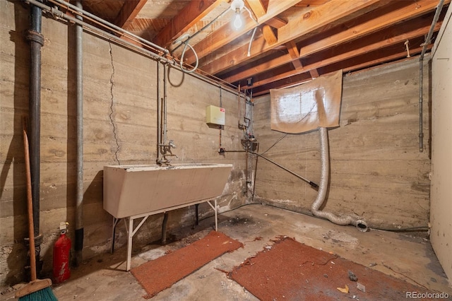 1665 S Madison St, Denver, CO 80210 - unfinished basement with a sink