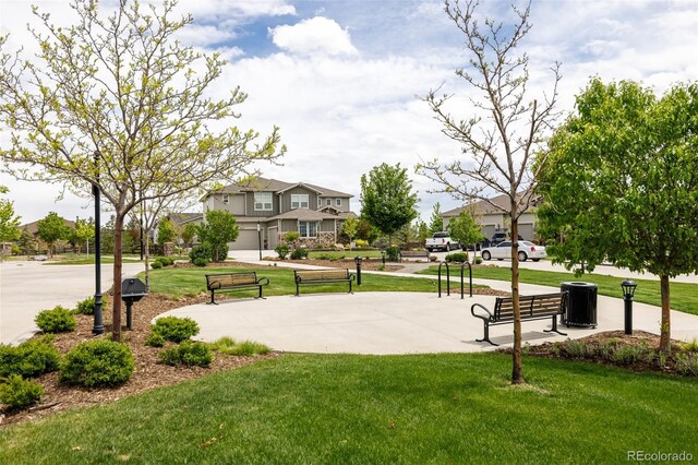 27653 E Euclid Dr, Aurora, CO 80016 - view of property's community with a yard