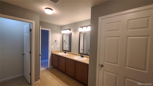 1653 Valley Oak Ct, Castle Rock, CO 80104 - photo 23